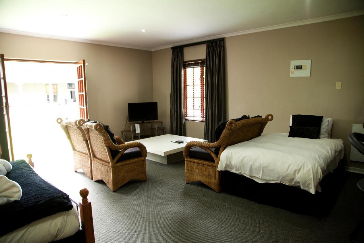 The Gables Middelburg Mpu Hotel Buitenkant foto