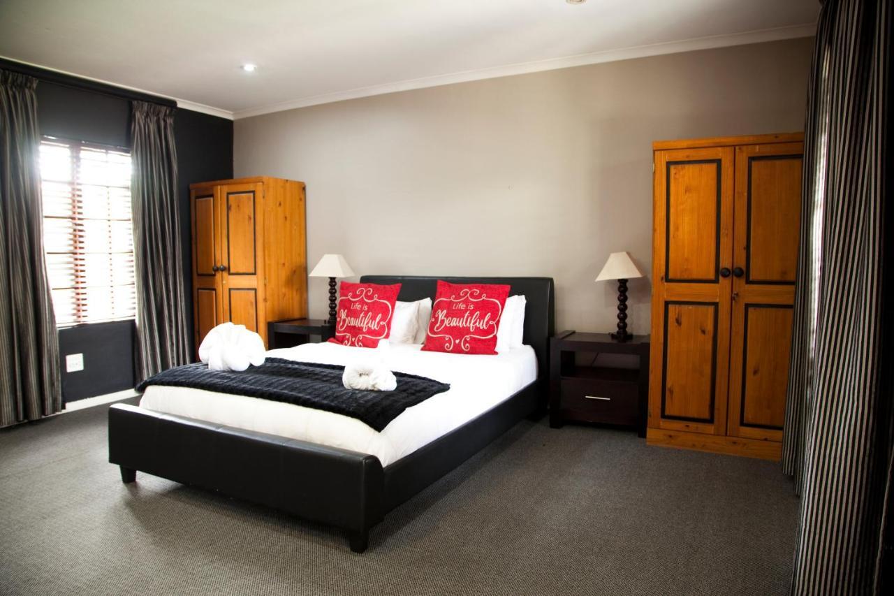 The Gables Middelburg Mpu Hotel Buitenkant foto